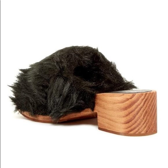 NIB - Free People – Faux Fur Sonnet Clog - Size 8 - Picture 4 of 6